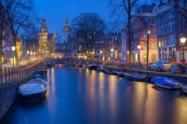‘Centrum Amsterdam is ’s nachts wetteloze stadsjungle zonder gezag’