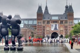Politie onderzoekt explosie in Amsterdam-Zuidoost