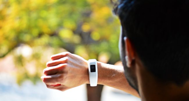 ‘Autoriteiten onderzoeken Fitbit-overname Google wegens zorgen over data’