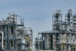 Vopak en Raffinaderij KHC betalen in totaal ruim 1,1 miljoen voor ontsnapping gaswolk
