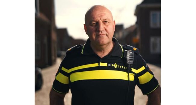 Politiecoach Bennie Beuvink: ‘Ken de geschiedenis van de wijk’