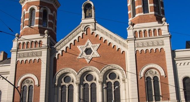 Minderjarige jongen verantwoordelijk voor bekladding synagoge Middelburg