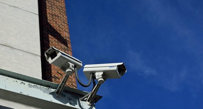 Grip op AI in CCTV vraagt om structurele governance en toezicht