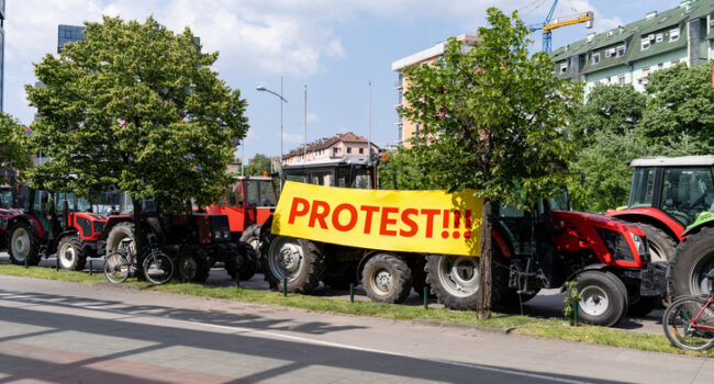 Hoe verschillen de huidige boerenprotesten van de eerdere, en wat vindt Nederland ervan? ‘Merk dat ik er klaar mee ben’